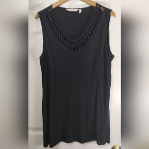 Soft Surroundings Black Sleeveless Tank Top With Braided Open V-Neck (A1)